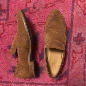Brown size 6 loafers